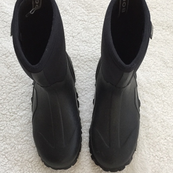 Bogs Other - BOGS Waterproofs Neo-tech-boots great. Men shoes